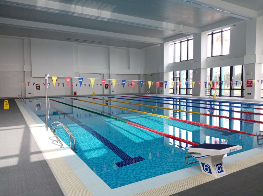 <b>游泳池怎样打造康健的泳池水质？</b>