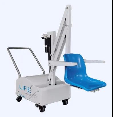 戴思乐泳池便携式升降机