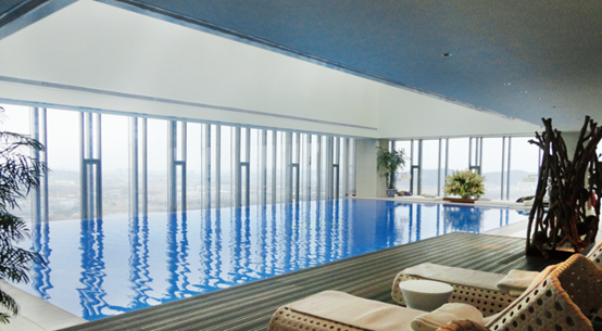 建室内恒温游泳池需要哪些装备？其特点是什么？