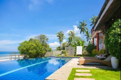 怎样选择性能好的别墅游泳池装备？