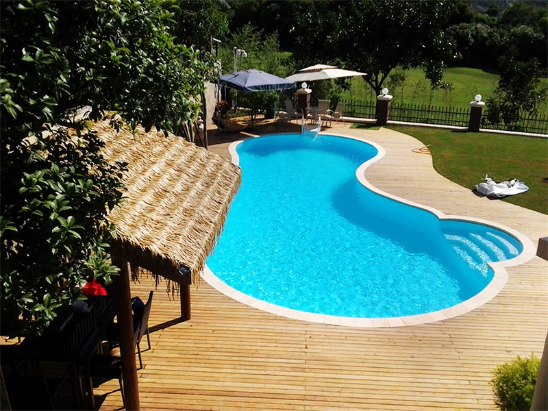 别墅小型游泳池的尺寸几多合适？
