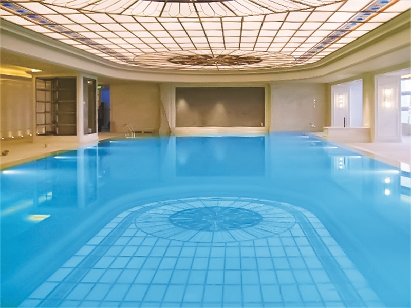 游泳池水处置惩罚滤料的替换周期？