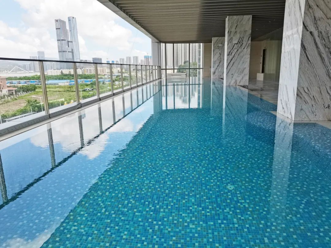 <b>怎样选择适合自己游泳池的砂缸过滤器？</b>