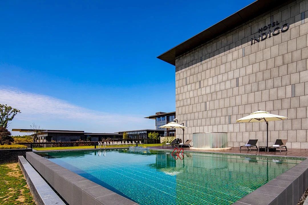 别墅建游泳池,别墅游泳池水处置惩罚系统,别墅游泳水处置惩罚装备